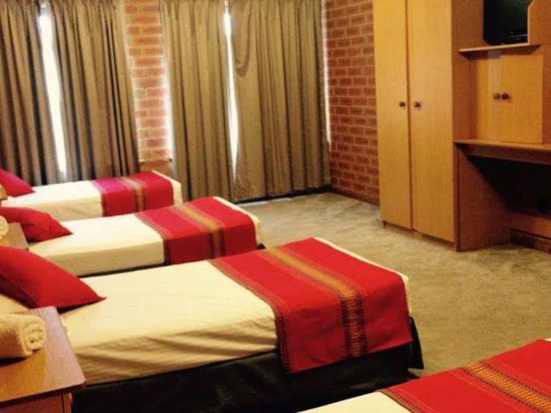 Pooraka Motor Inn מראה חיצוני תמונה